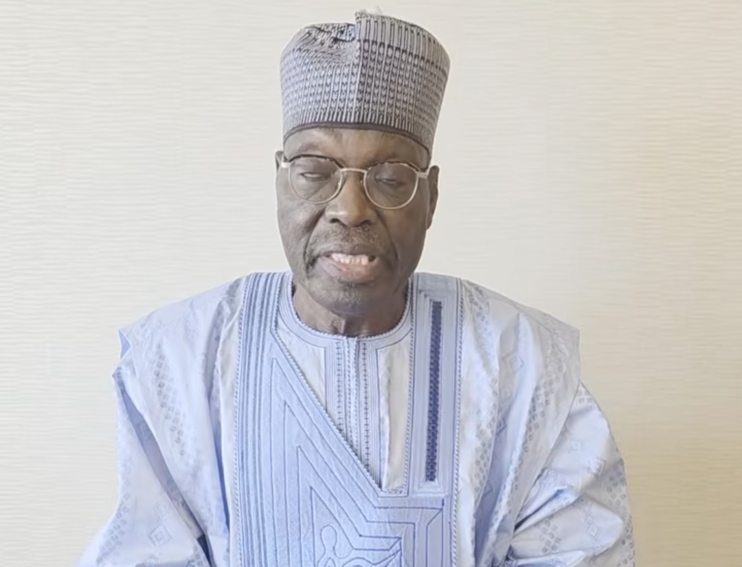 Depuis son exil, Issa Tchiroma Bakara se proclame vainqueur du scrutin présidentiel camerounais et vient de nommer une porte-parole