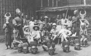 Restitutions africaines : la France face au procès de son histoire