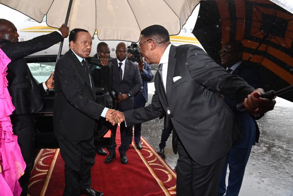 Le paradoxe Biya : stabilité politique et opacité informationnelle