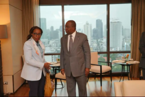 Cameroun : À Bangkok, Louis Paul Motaze explore des pistes avec Vera Songwe